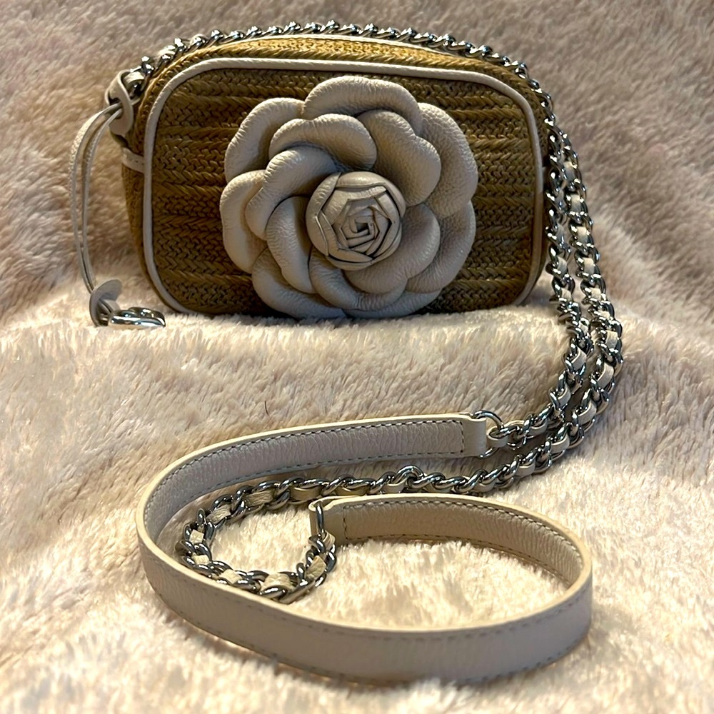 BRIGHTON Rosie Straw Camera Bag - Picture 6 of 17